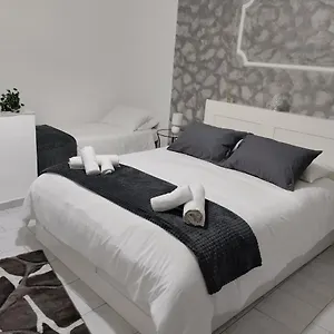 Appartement House Luroke, Catane